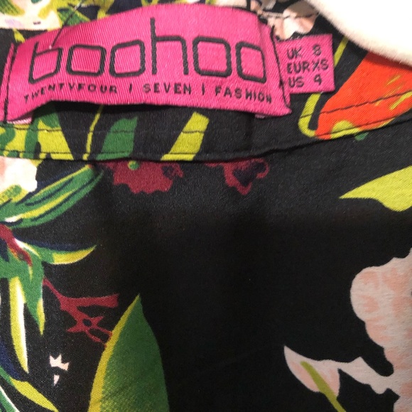 Boohoo Floral Dress - Picture 2 of 5